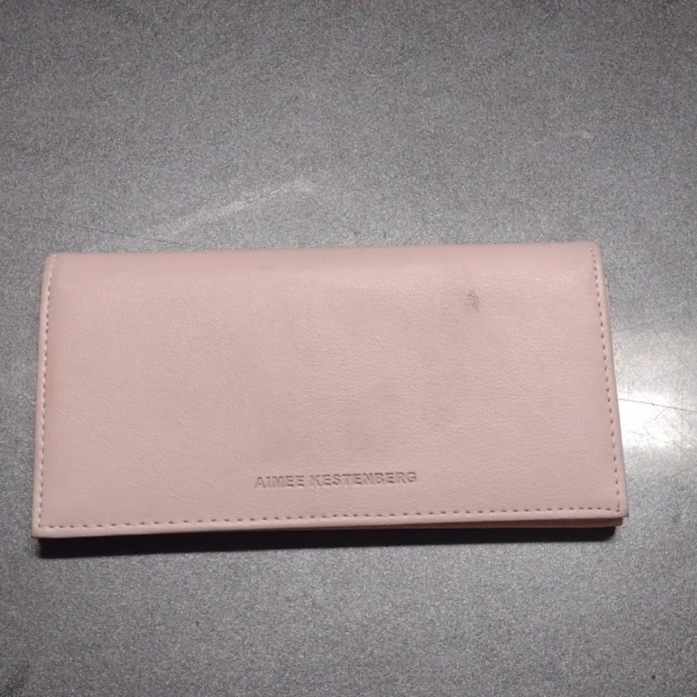 Wallet - Picture 2 of 3
